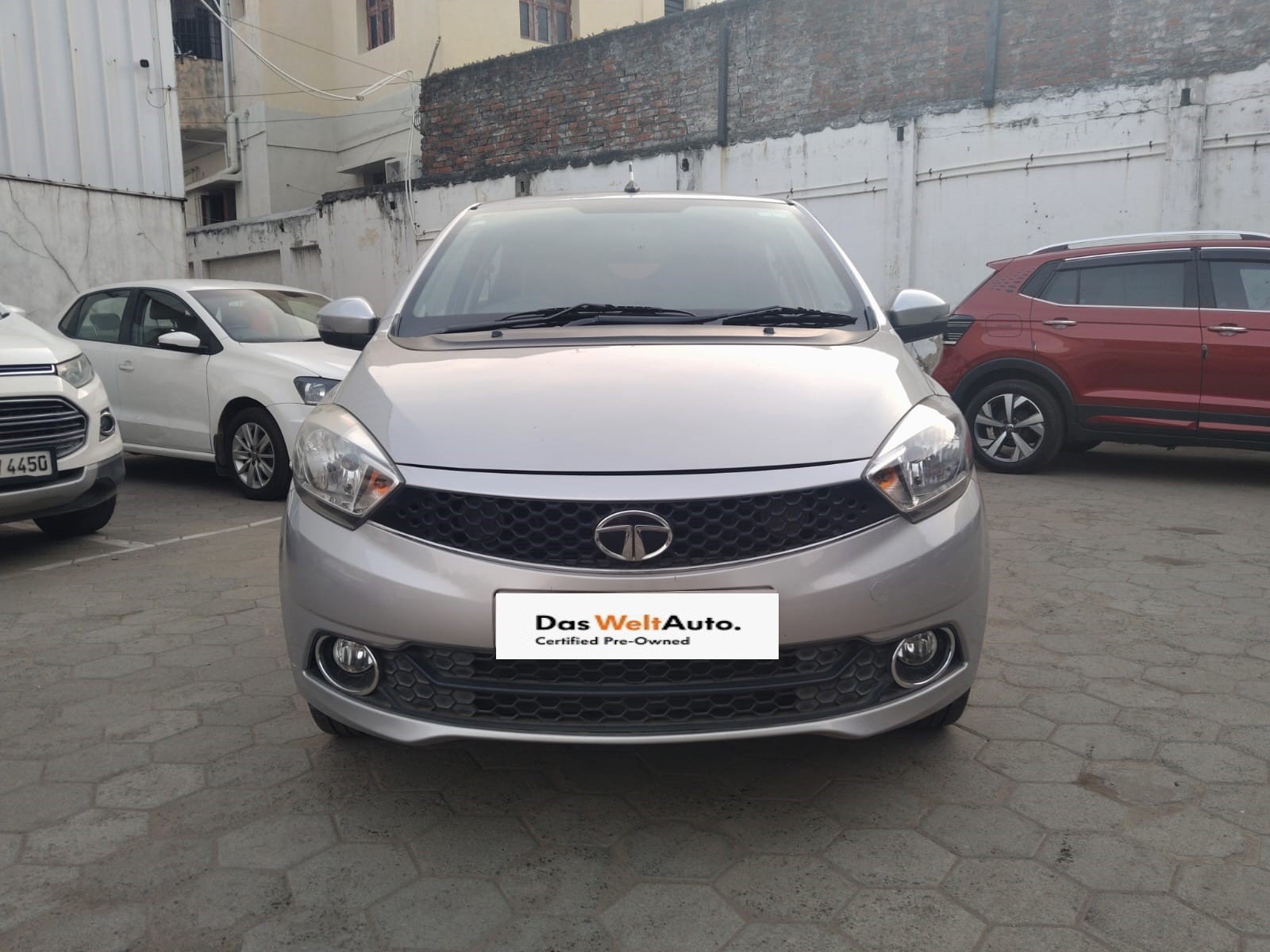 Tata Tiago(2016-2019) Revotron Xza